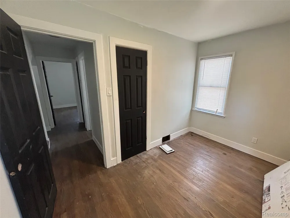 18970 Annchester Road Detroit City, MI 48219