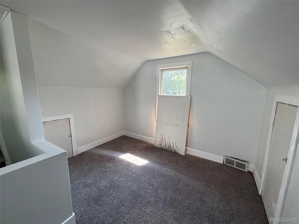 18970 Annchester Road Detroit City, MI 48219
