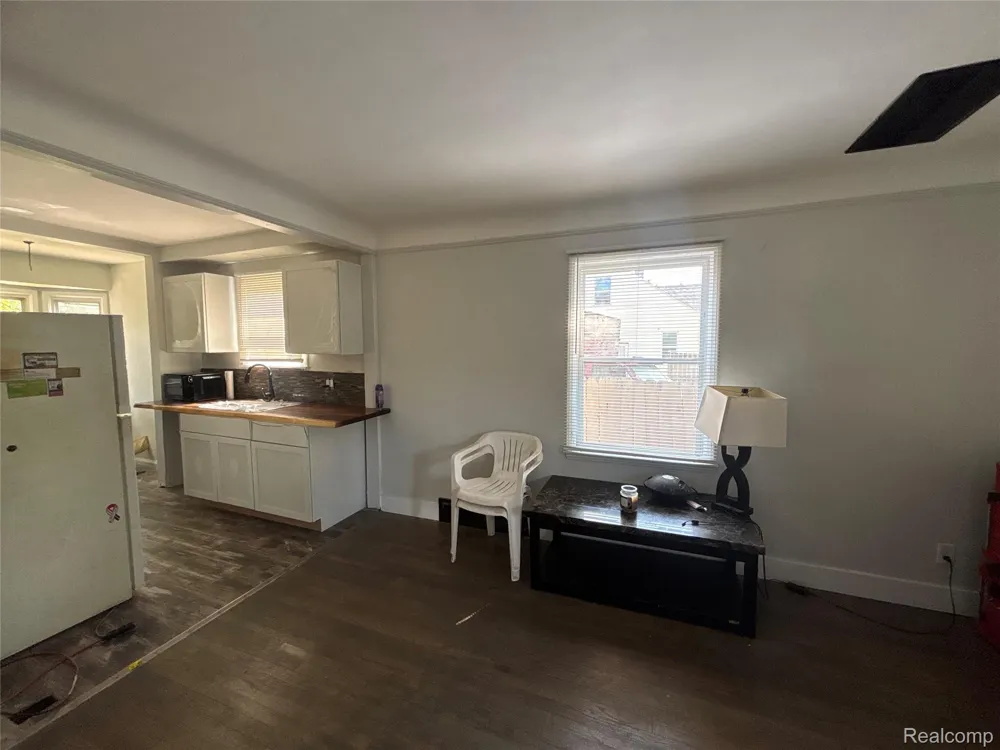18970 Annchester Road Detroit City, MI 48219