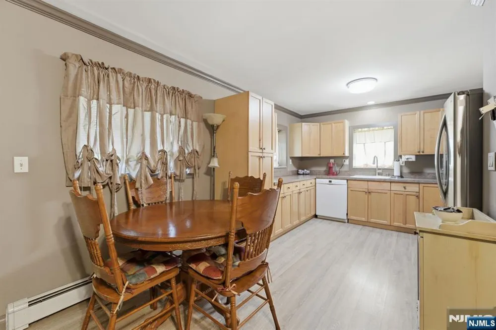 81 Sergeantsville Road Flemington, NJ 08822