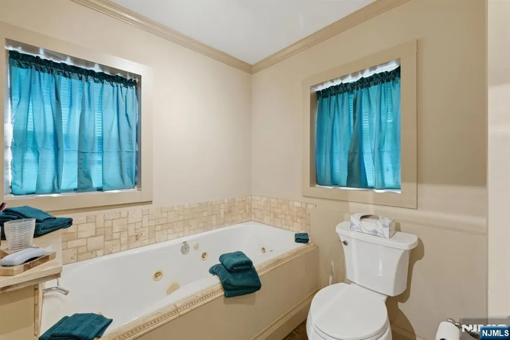 81 Sergeantsville Road Flemington, NJ 08822