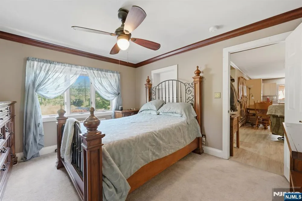 81 Sergeantsville Road Flemington, NJ 08822