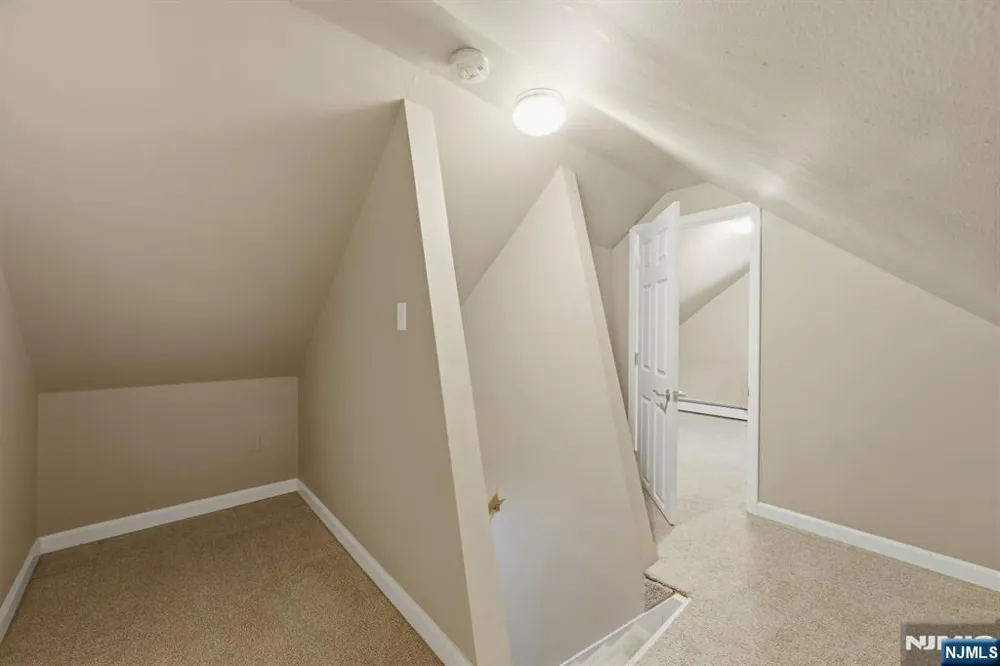 81 Sergeantsville Road Flemington, NJ 08822