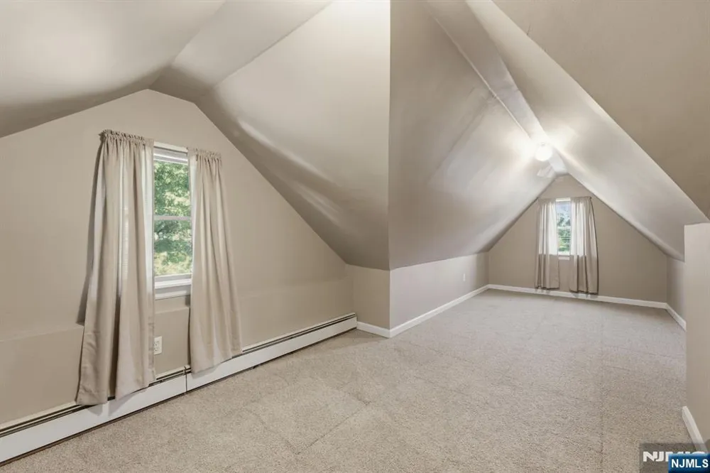 81 Sergeantsville Road Flemington, NJ 08822