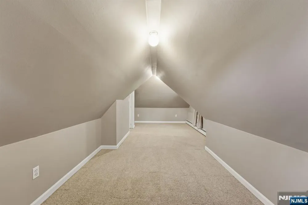 81 Sergeantsville Road Flemington, NJ 08822
