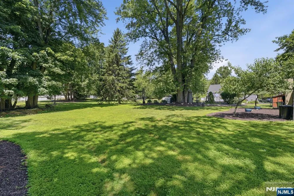 81 Sergeantsville Road Flemington, NJ 08822