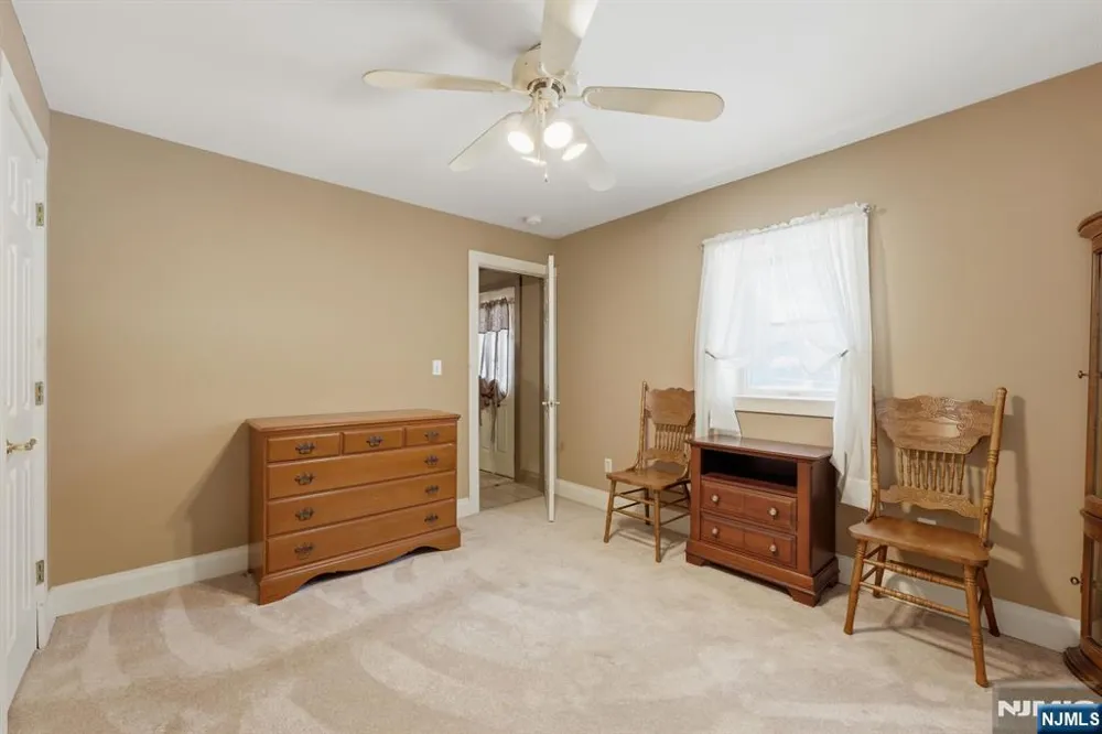 81 Sergeantsville Road Flemington, NJ 08822