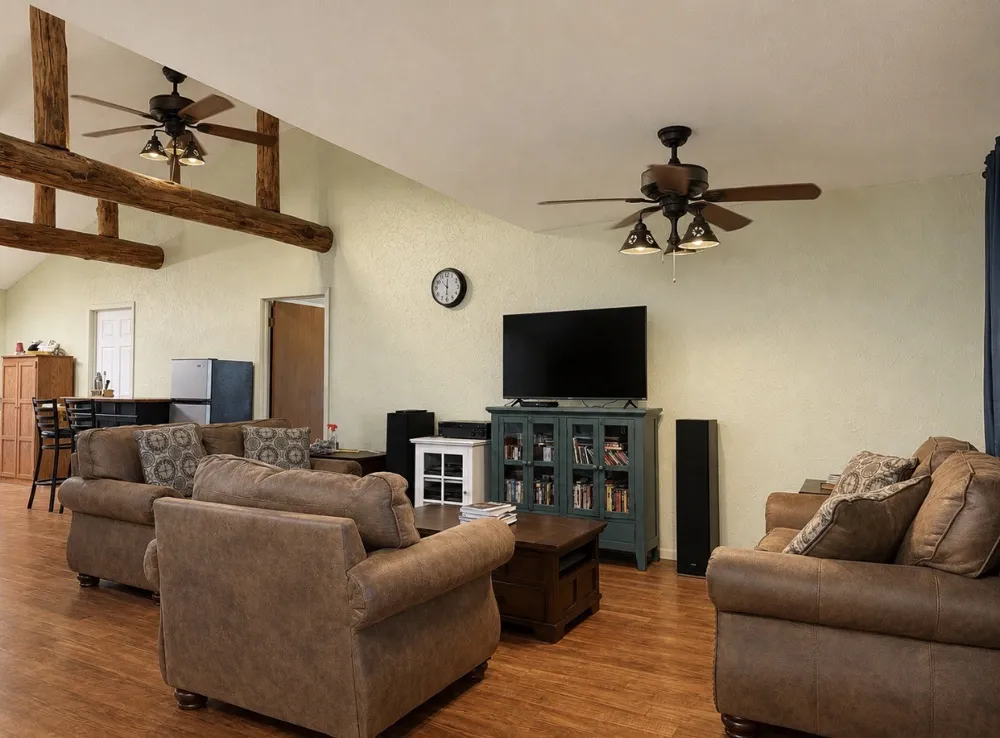 7710 US Highway 84 Lawn, TX 79530