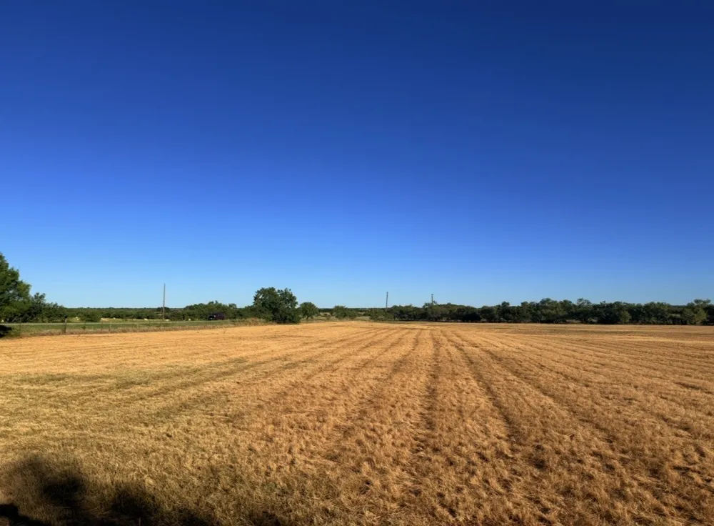 7710 US Highway 84 Lawn, TX 79530