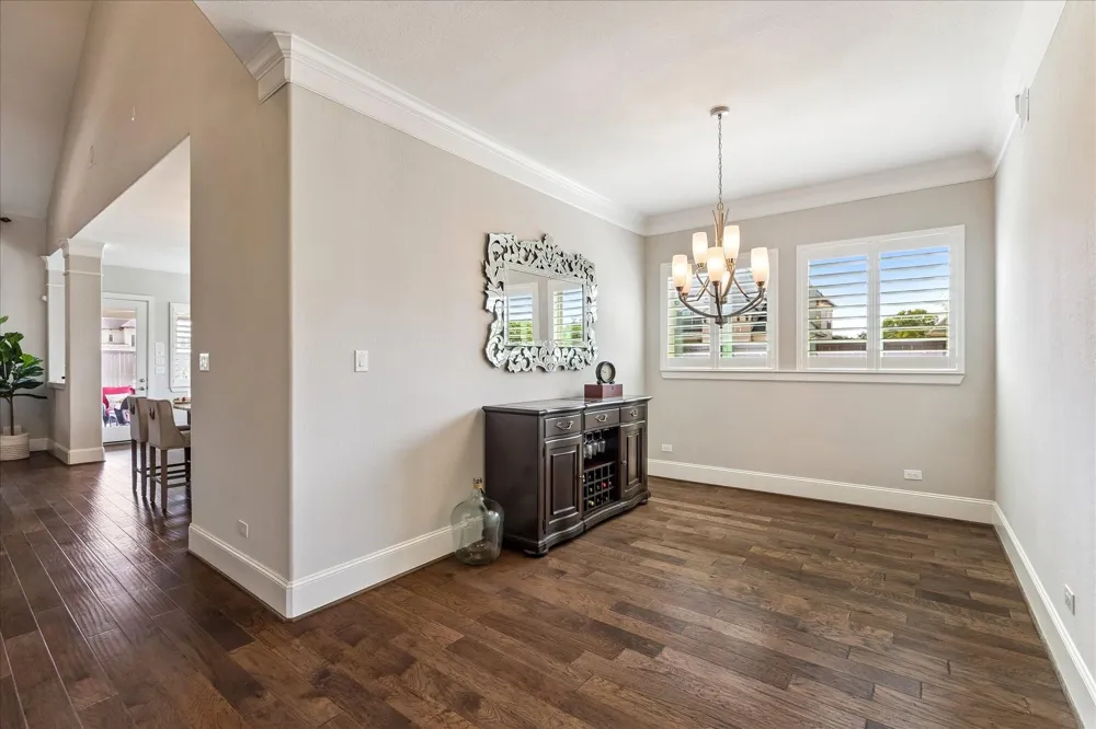 1819 Eagle Creek Drive Friendswood, TX 77546
