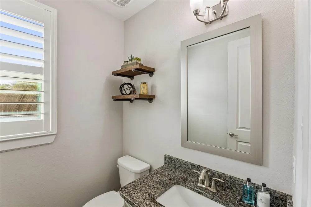 1819 Eagle Creek Drive Friendswood, TX 77546