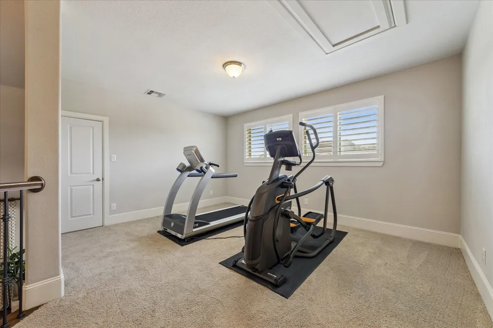 1819 Eagle Creek Drive Friendswood, TX 77546