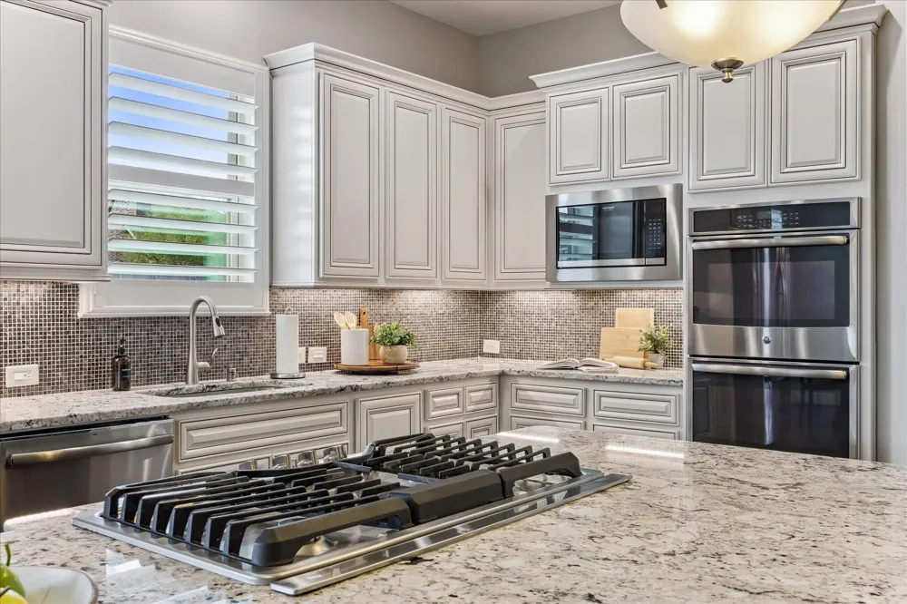 1819 Eagle Creek Drive Friendswood, TX 77546