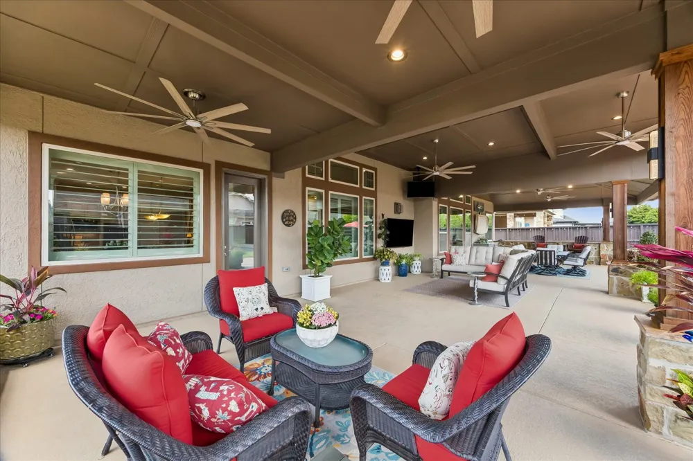 1819 Eagle Creek Drive Friendswood, TX 77546
