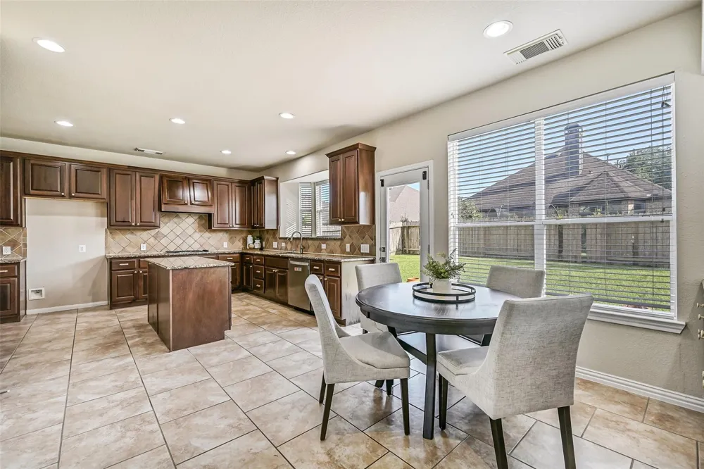 2508 Rockygate Lane Friendswood, TX 77546