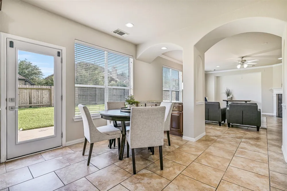 2508 Rockygate Lane Friendswood, TX 77546
