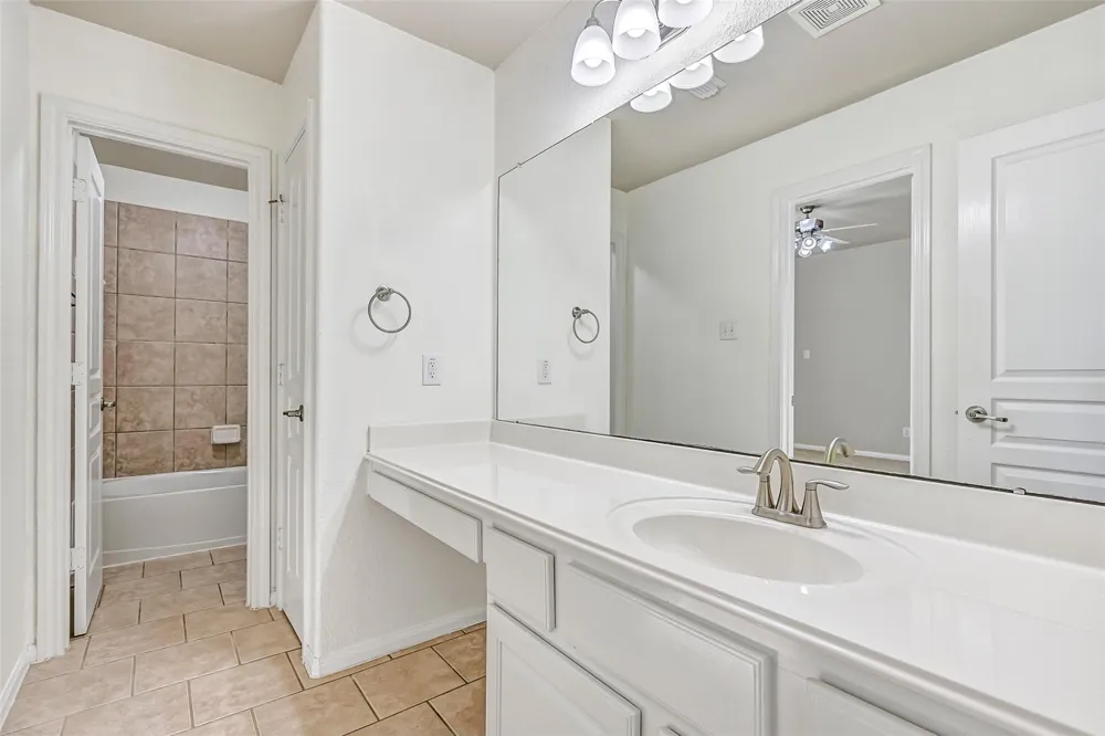 2508 Rockygate Lane Friendswood, TX 77546