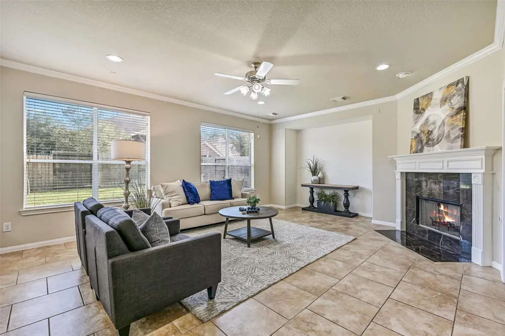 2508 Rockygate Lane Friendswood, TX 77546