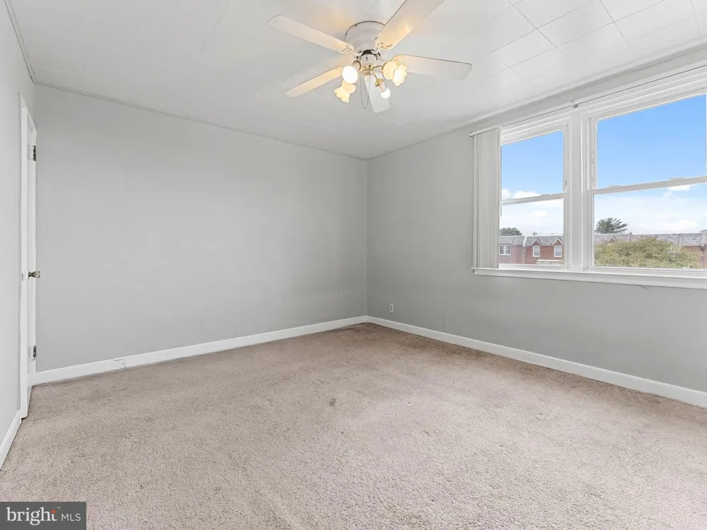 2742 ELBRIDGE STREET Philadelphia, PA 19149