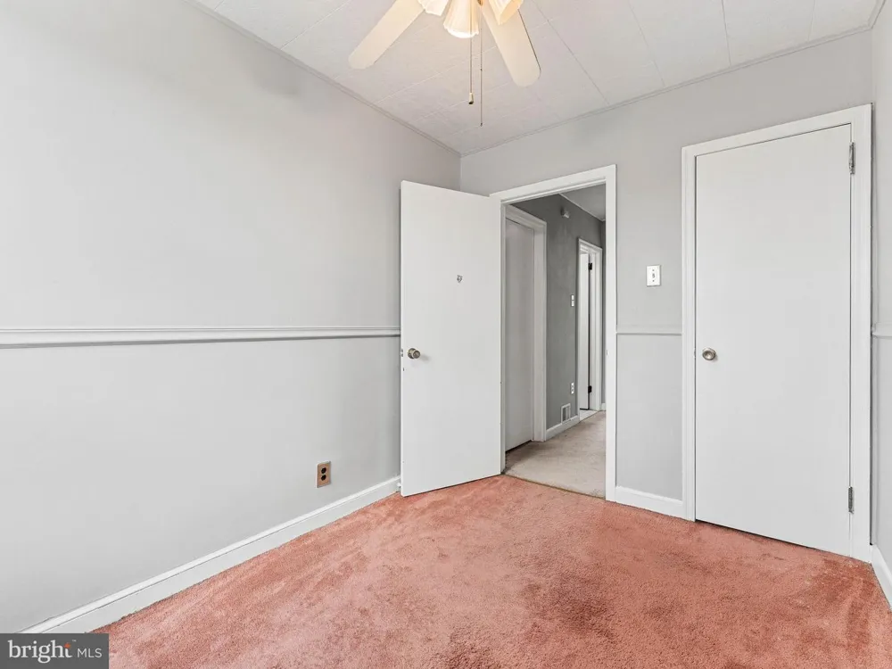 2742 ELBRIDGE STREET Philadelphia, PA 19149