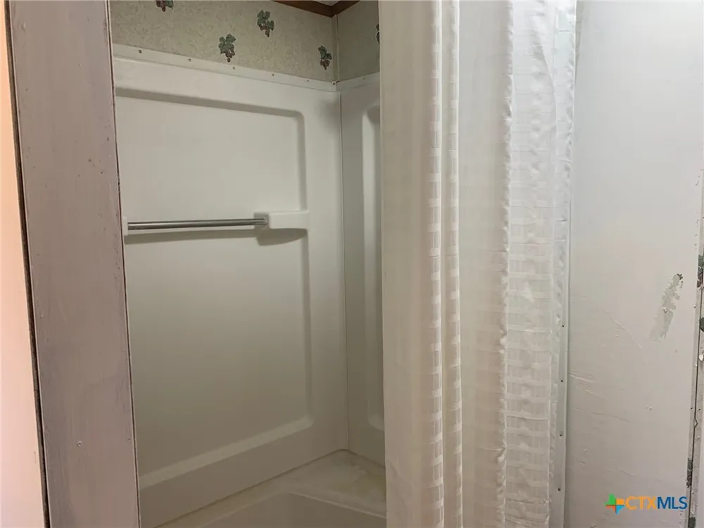 590 Lee Street Victoria, TX 77905