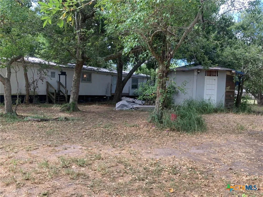 590 Lee Street Victoria, TX 77905