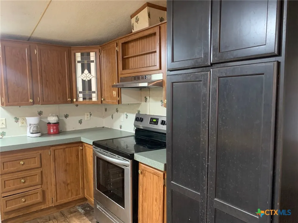 590 Lee Street Victoria, TX 77905