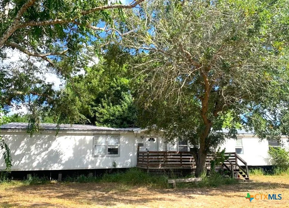 590 Lee Street Victoria, TX 77905