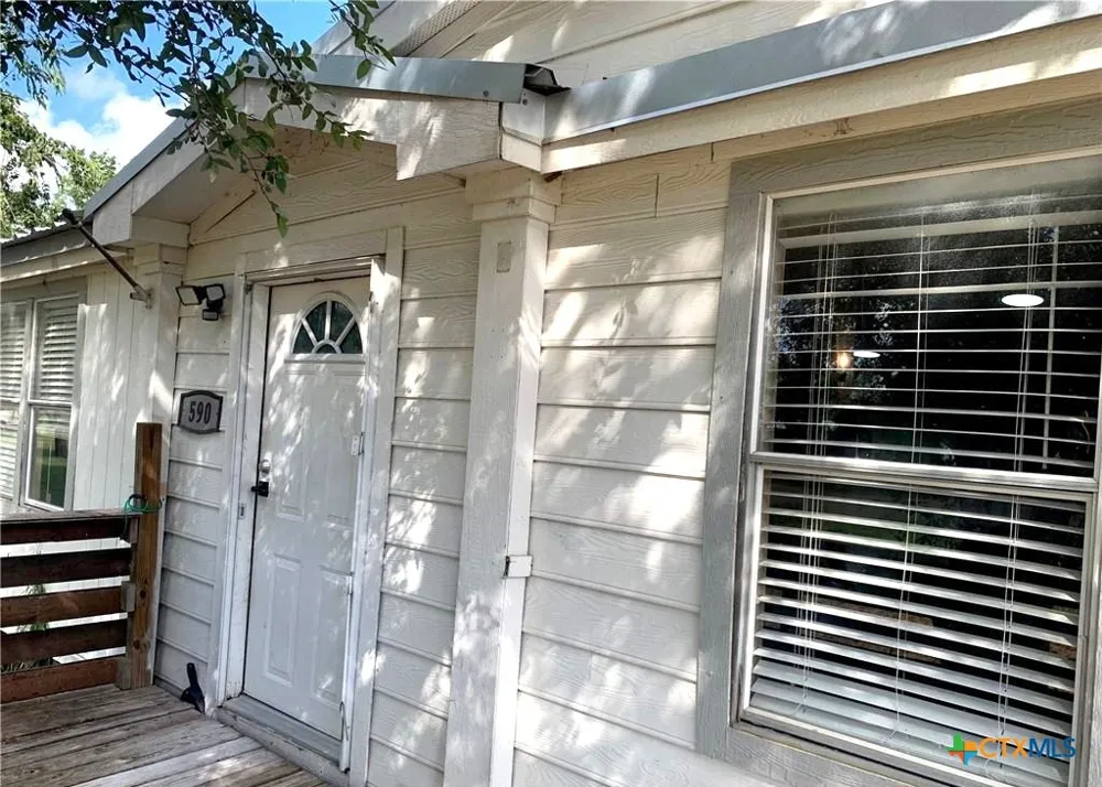 590 Lee Street Victoria, TX 77905