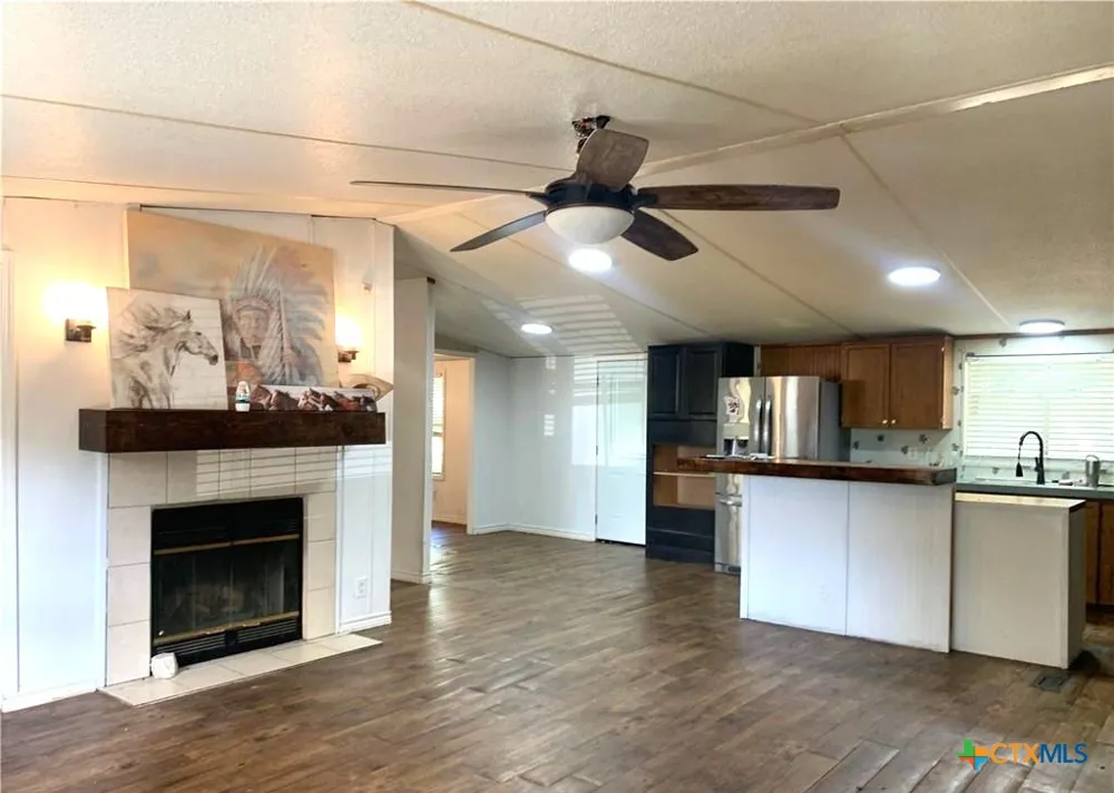 590 Lee Street Victoria, TX 77905