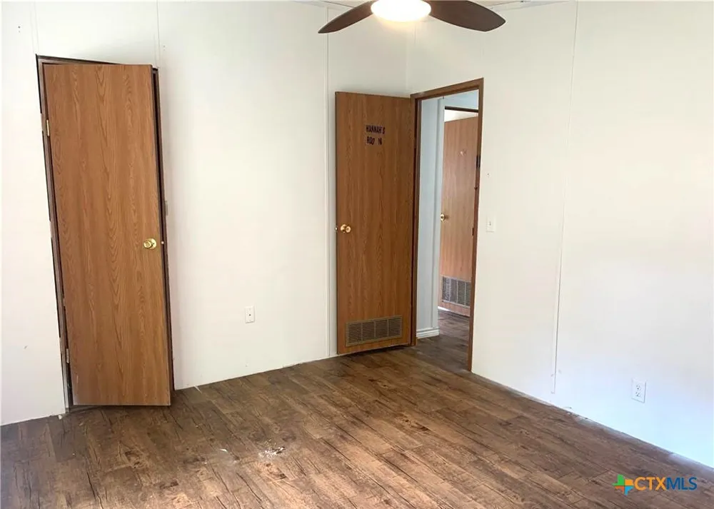 590 Lee Street Victoria, TX 77905