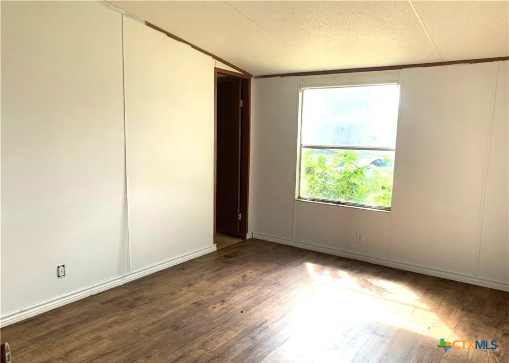590 Lee Street Victoria, TX 77905
