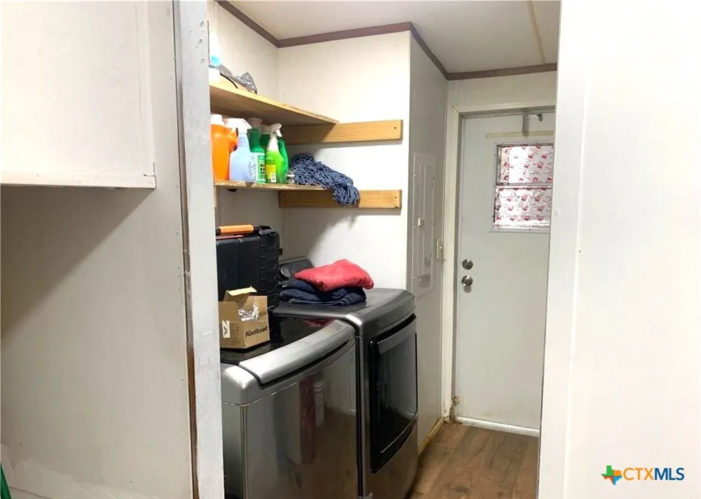 590 Lee Street Victoria, TX 77905