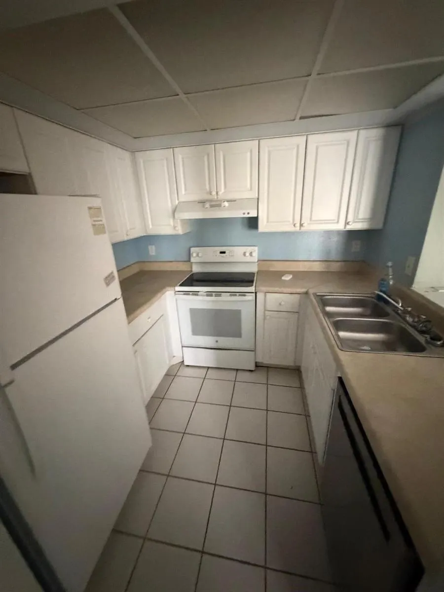 1531 SE Royal Green Circle #107 Port St. Lucie, FL 34952
