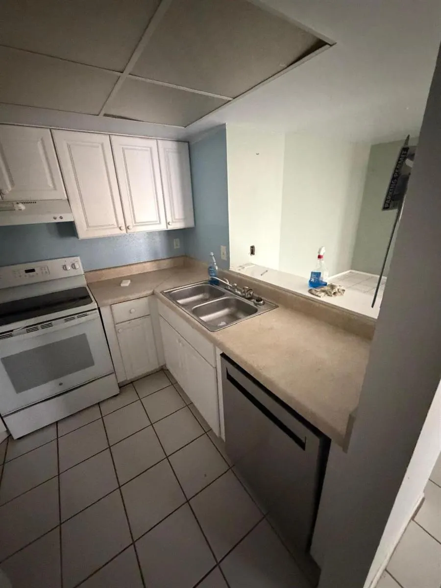 1531 SE Royal Green Circle #107 Port St. Lucie, FL 34952