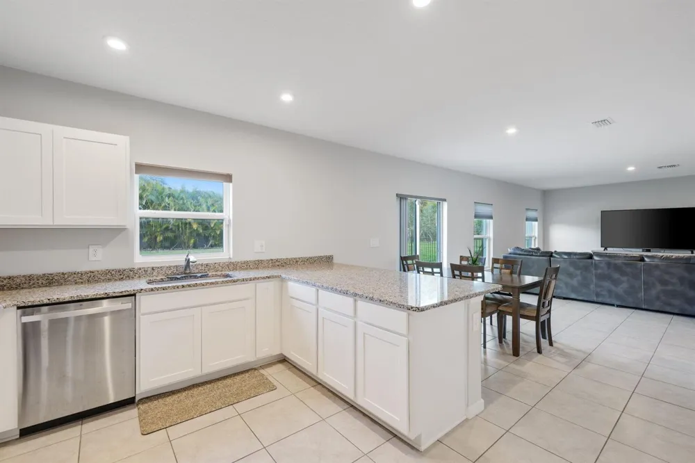 514 Raspberry Road Fort Pierce, FL 34981