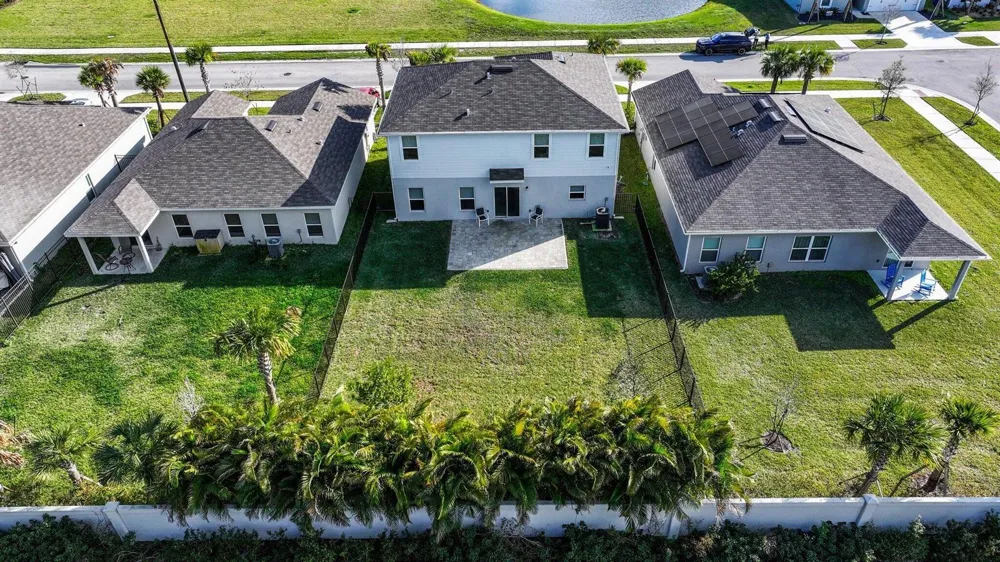 514 Raspberry Road Fort Pierce, FL 34981