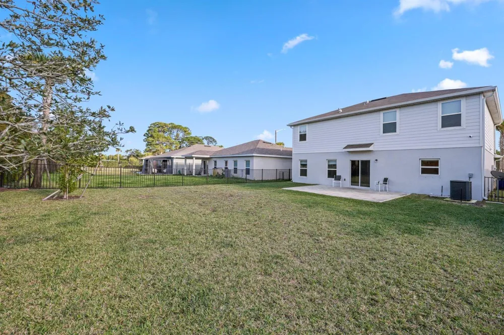 514 Raspberry Road Fort Pierce, FL 34981