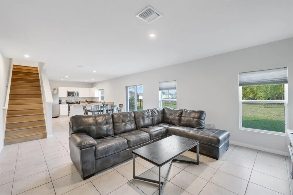 514 Raspberry Road Fort Pierce, FL 34981
