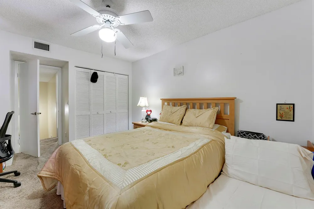 8389 Coral Circle North Lauderdale, FL 33068
