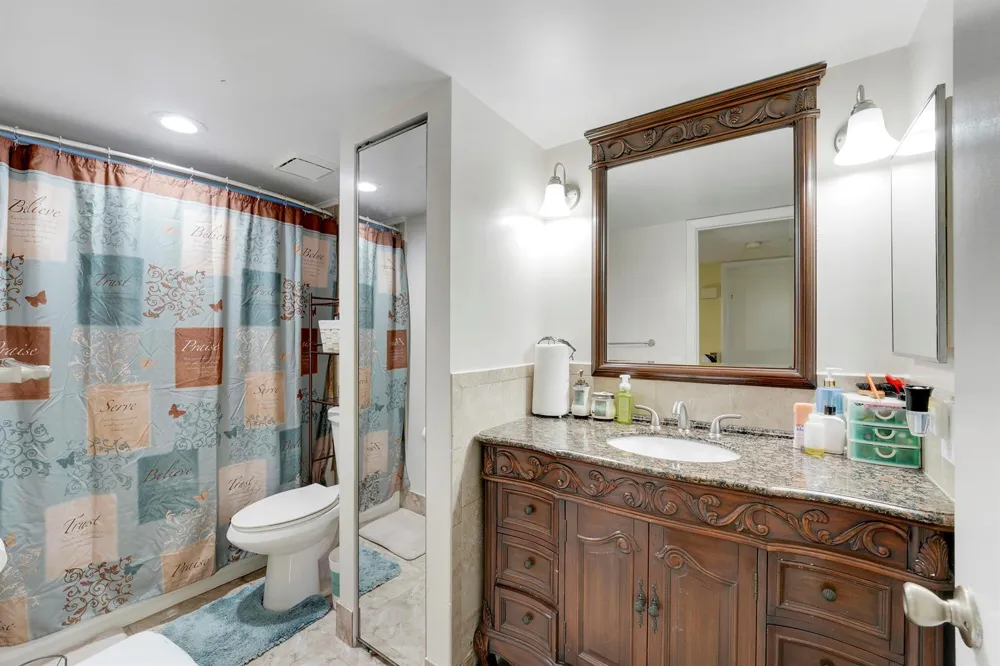 8389 Coral Circle North Lauderdale, FL 33068
