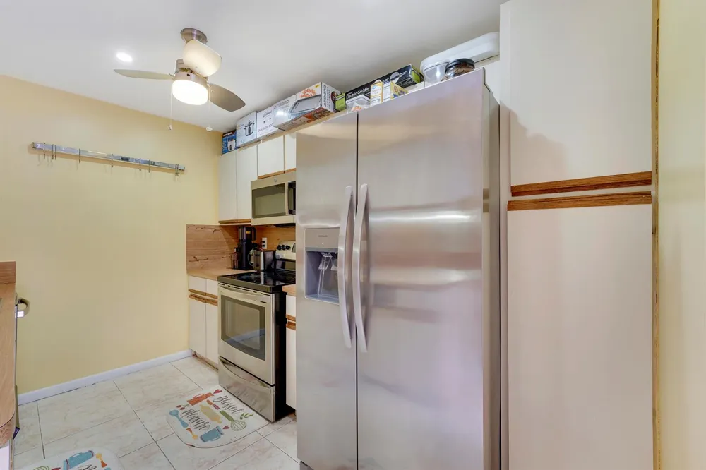 8389 Coral Circle North Lauderdale, FL 33068