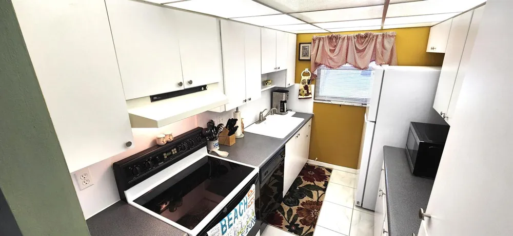 1042 NORTH DRIVE #D Delray Beach, FL 33445