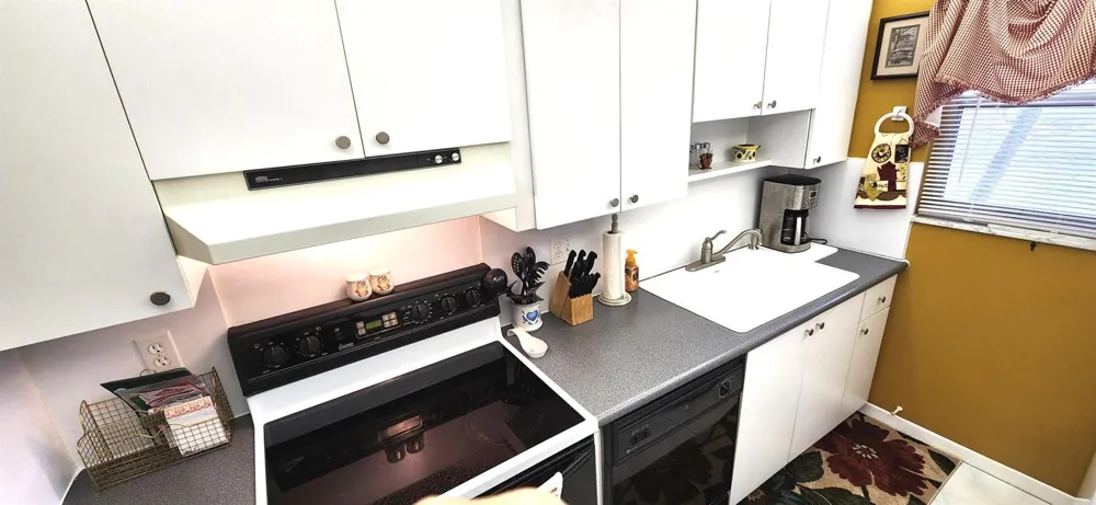 1042 NORTH DRIVE #D Delray Beach, FL 33445