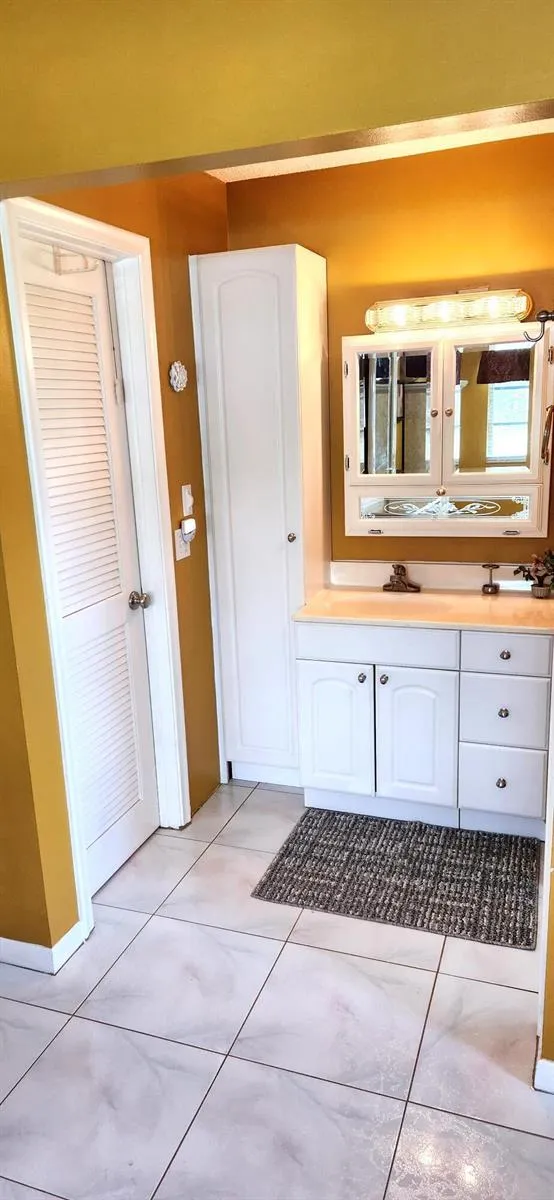 1042 NORTH DRIVE #D Delray Beach, FL 33445