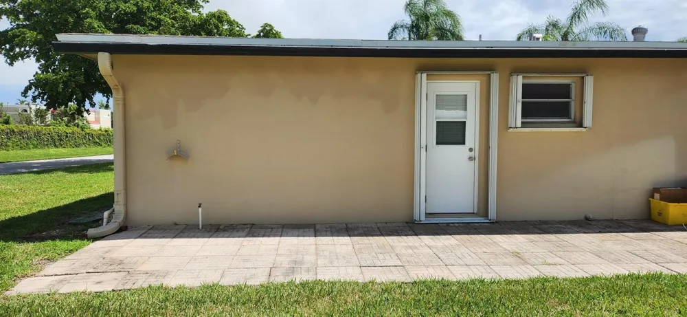 1042 NORTH DRIVE #D Delray Beach, FL 33445