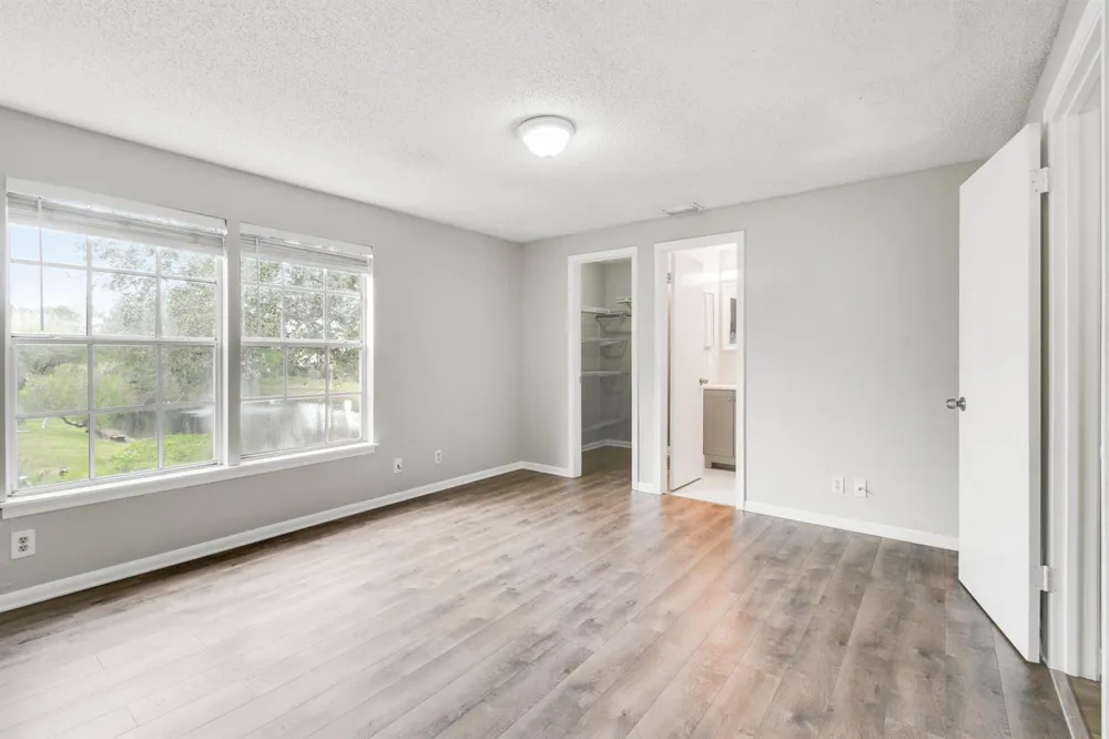 110 OLD ENGLISH COURT Jupiter, FL 33458