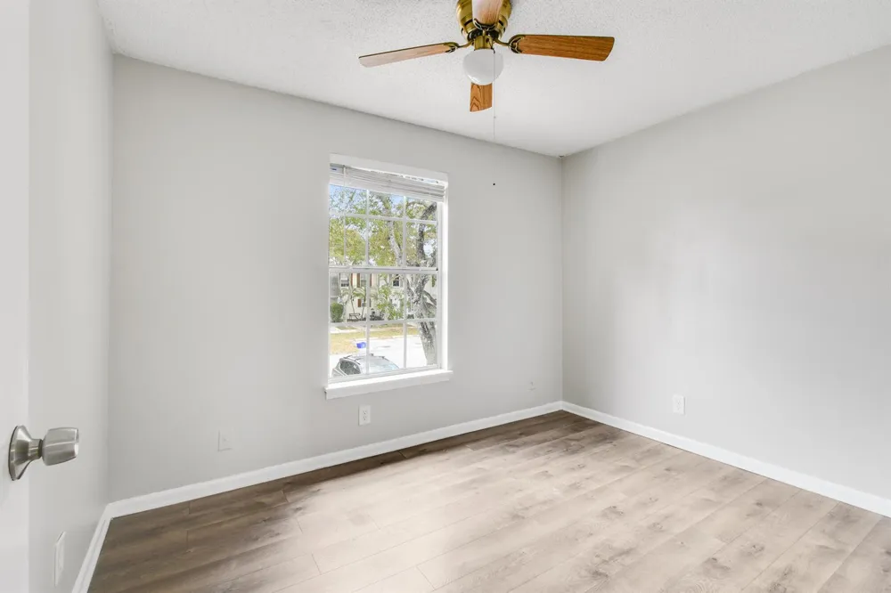 110 OLD ENGLISH COURT Jupiter, FL 33458
