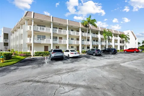 6890 Royal Palm Blvd #211H
