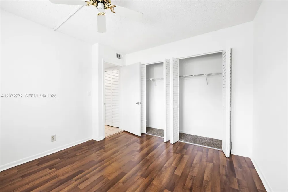 6890 Royal Palm Blvd #211H Margate, FL 33063